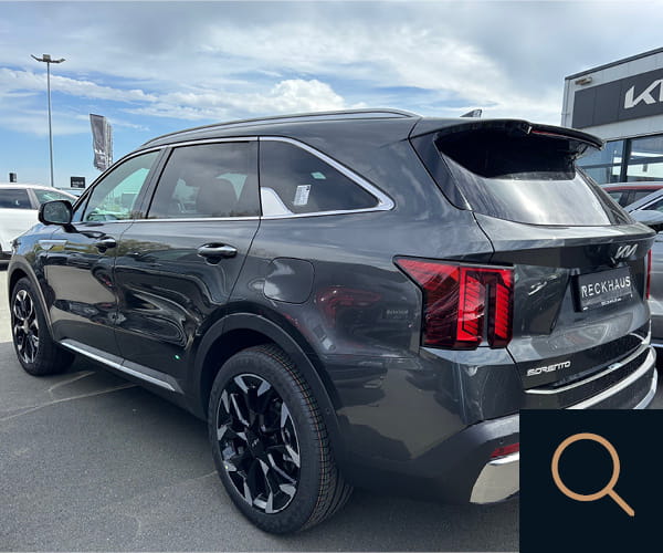 Kia Sorento von hinten