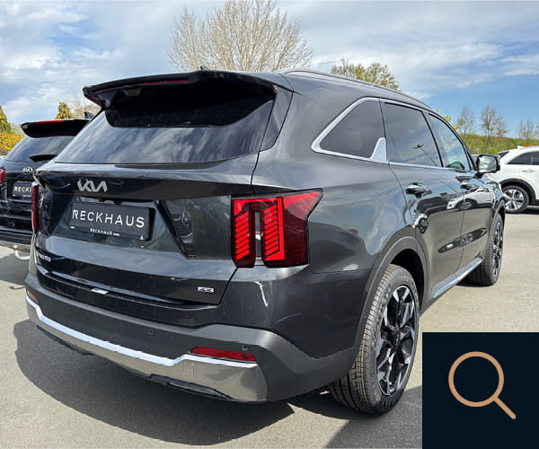 Kia Sorento von hinten