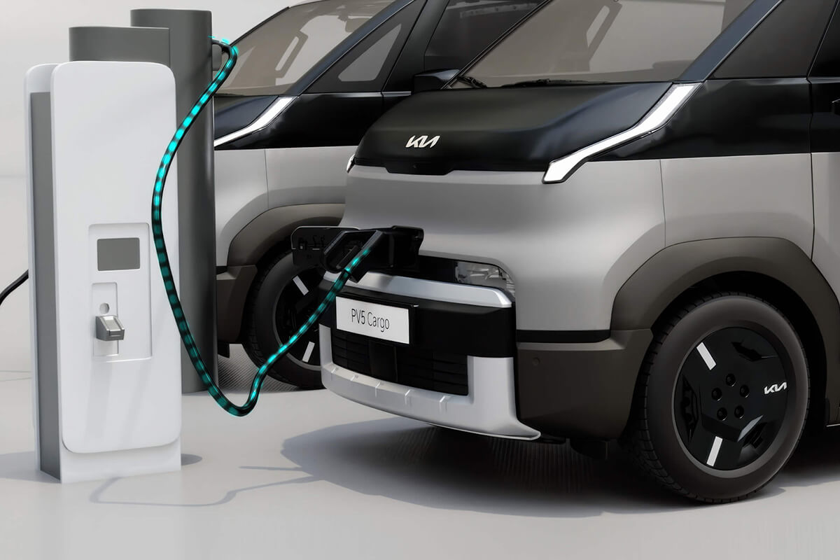 Kia PV5 Cargo an der Ladesäule